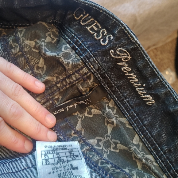 Guess jeans - Picture 4 of 4